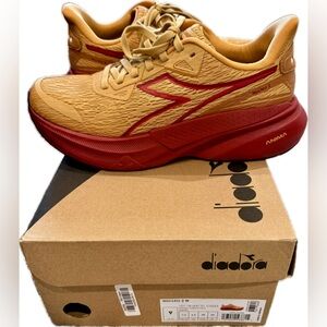 Diadora Women’s Nucleo 2 Running Shoe — Honey Yellow with Red Dahlia Accents